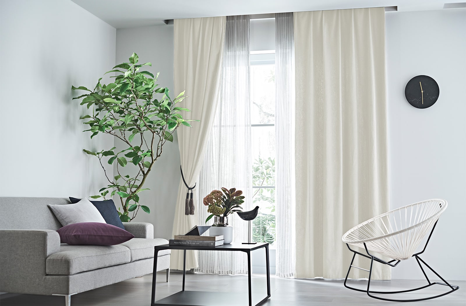 カーテンの色が部屋の印象を決める 色の選び方や部屋に与える効果とは 公式 オーダーカーテン通販 Wardrobe Sangetsu