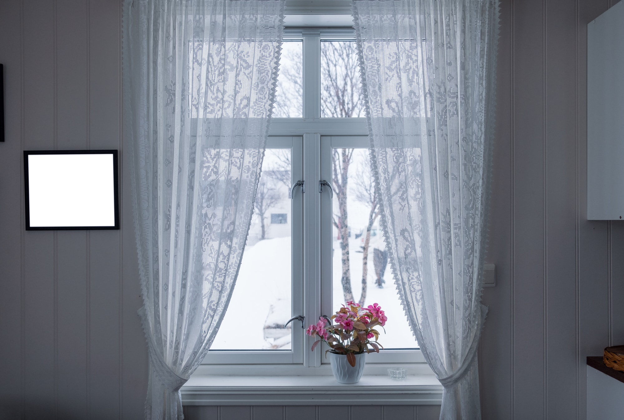 カーテンで防寒対策を 素材や選び方をご紹介 公式 オーダーカーテン通販 Wardrobe Sangetsu